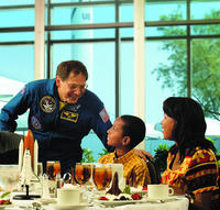 Kennedy Space Center Ultimate Experience: Dine with an Astronaut and Up-Close Tour with Transport from Orlando