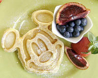 Disney Contemporary Resort Petit déjeuner Avec les personnages Disney au Chef Mickey