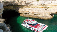 Bootstour zu den Höhlen entlang der Küste von Albufeira nach Benagil Bootstour zu den Höhlen entlang der Küste von Albufeira nach Benagil