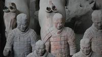 Private Day Tour with Airport Transfer: Xi'an Terracotta Warriors & Horses Museum and City Wall 