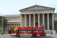 Visite touristique de la ville de Budapest en bus à Arrêts multiples excursion en bateau with en options