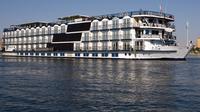 Crucero económico de 3 noches por el Nilo desde Asuán a Luxor Crucero económico de 3 noches por el Nilo desde Asuán a Luxor