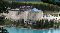 Private Arrival Transfer: Calgary International Airport to Lake Louise