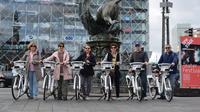 Small-Group Photo Bike Tour of Copenhagen