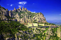 Excursion en bord de mer à Barcelone: ​​Excursion privée d'Une journée à Montserrat et sur la route du cava, au départ de Barcelone