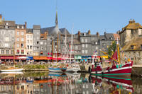 Private Tour: Honfleur, Deauville and Trouville Day Trip from Caen