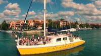 Catamaran and Snorkeling Combo Tour with Lunch 