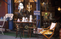 Balade en petit groupe à Paris: Marché aux Puces de Saint-Ouen