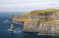 2-Day Western Ireland Tour from Dublin by Train: Limerick, Cliffs of Moher, Burren and Galway 