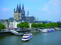 Offre combinée à Cologne : croisière touristique et repas au Hard Rock Café de Cologne Offre combinée à Cologne : croisière touristique et repas au Hard Rock Café de Cologne