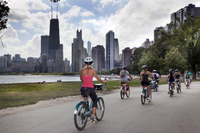 Visite de Chicago indépendant en vélo with Location d'une journée complète