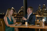 Crucero con cena Sky Deck con Gold de Penfolds por el puerto de Sídney Crucero con cena Sky Deck con Gold de Penfolds por el puerto de Sídney