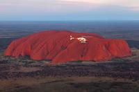 Survol en hélicoptère d'Uluru et de Kata Tjuta au départ d'Ayers Rock