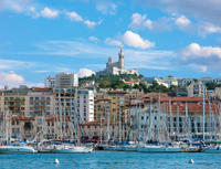 Provence Sightseeing Tour: Marseille and Cassis Calanques Cruise