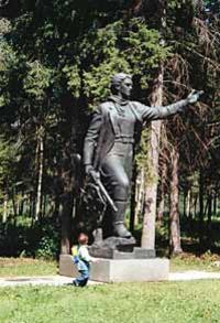 Private Grutas Park Tour: The Park of Soviet Sculptures