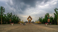 Private Day Tour of Xian Qianling Mausoleum and Famen Temple