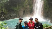 Rio Celeste Day Tour from San Jose