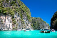 De Phuket aux Îles Phi Phi en hors-bord