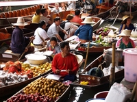 Visite privée: excursion d'Une Journée Aux Marches et au centre flottants culturel de Rose Garden au départ de Bangkok