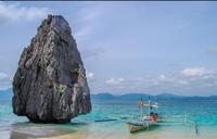 El Nido Island Hopping: Caves and Coves Tour Including Buffet Lunch