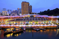 Private Tour: Singapore by Night Tour with Dinner along Singapore River