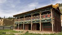 1 Day Coach Tour of Manzushir Monastery Including Lunch