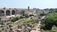 Privileged Visit to Caesar Augustus Emperor's Home with Colosseum Forum and Palatine Hill