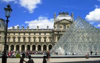 Skip the Line: Louvre Museum Walking Tour including Venus de Milo and Mona Lisa