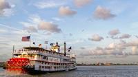 Jazzfahrt mit Abendessen auf dem Dampfschiff Natchez Jazzfahrt mit Abendessen auf dem Dampfschiff Natchez