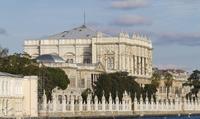 Istanbul Small-Group Tour Including Dolmabahce Palace and Luxury Transport