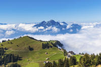 2-Day Alps Tour from Zurich: Mt Pilatus and Mt Titlis