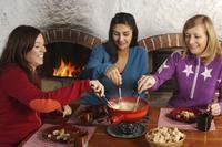 Culinary Tour from Zurich with Traditional Swiss Cheese Fondue Dinner