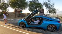 Universal Overlook Tour BMW i8