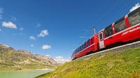Geweldige treinreis met de Bernina Express van St Moritz naar Tirano Geweldige treinreis met de Bernina Express van St Moritz naar Tirano