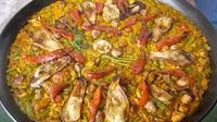 Historical Tour of Valencia with Paella