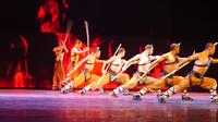 Luxury Tour: Famed Dadong Peking Duck Dining Experience and VIP Seated Kung Fu Show at Red Theater