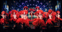 Spectacle nocturne au Moulin Rouge champagne with
