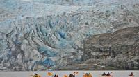 Mendenhall Glacier Lake Paddle