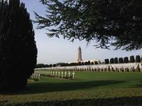 Excursión de un día para grupos pequeños sobre la Primera Guerra Mundial desde París: campos de batalla de Verdún y Meuse-Argonne Excursión de un día para grupos pequeños sobre la Primera Guerra Mundial desde París: campos de batalla de Verdún y Meuse-Argonne