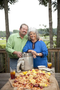 Paula Deen Tour: Trolley Ride and VIP Dinner at Lady & Sons