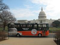 Washington DC hop-on hop-off trolleybustour, bezoek met gids aan nationale begraafplaats (Arlington National Cemetery) Washington DC hop-on hop-off trolleybustour, bezoek met gids aan nationale begraafplaats (Arlington National Cemetery)