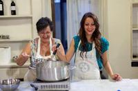 Florence Cooking Class: Learn How to Make Gelato and Pizza 