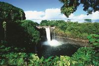 Excursión por la costa en Hilo: Parque Nacional de los Volcanes y cataratas Rainbow Falls Excursión por la costa en Hilo: Parque Nacional de los Volcanes y cataratas Rainbow Falls