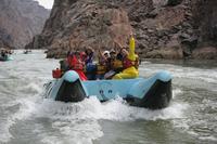 Excursión desde Las Vegas para hacer rafting en las aguas bravas del Gran Cañón Excursión desde Las Vegas para hacer rafting en las aguas bravas del Gran Cañón
