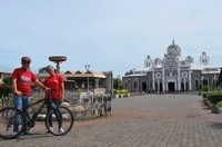 Excursión de un día a Cartago en tren desde San José: paseo en bicicleta y visita al mercado Excursión de un día a Cartago en tren desde San José: paseo en bicicleta y visita al mercado
