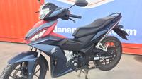 Honda Winner 6-gear manual motorcycle rental