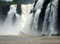 Excursion d'une journée aux chutes d'Iguazu avec promenade en bateau près des chutes, au départ de Puerto Iguazú image 1 Excursion d'une journée aux chutes d'Iguazu avec promenade en bateau près des chutes, au départ de Puerto Iguazú image 1