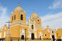 Trujillo City Sightseeing Tour and National University Archeological Museum
