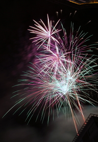 Survol des parcs à thème d'Orlando with feux d'artifice