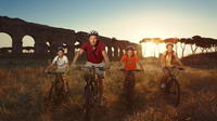 E-Bike-Fahrradtour entlang der antiken Via Appia durch die römische Landschaft zu den Katakomben E-Bike-Fahrradtour entlang der antiken Via Appia durch die römische Landschaft zu den Katakomben